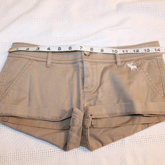 NWT Abercrombie and Fitch Khaki Shorts Sz 00 - Picture 8 of 11